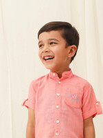 Salmon cotton round neck shirt with embroidered pocket