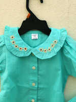 Adorable 100% cotton peter pan collar top for girls