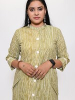 Cotton Stripe Mehendi Green straight high neck kurta with front buttons and pockets combines both functionality and fashion.