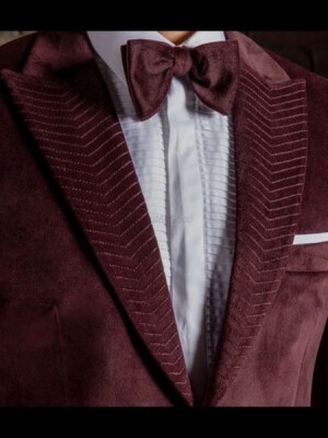 An ultra-fine velvet fabric blazer