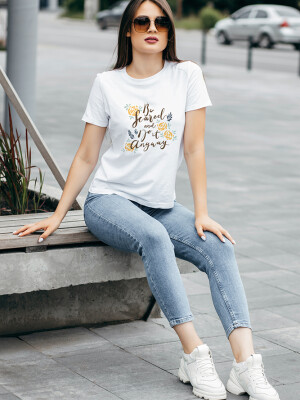 Women's T-shirt is made of 100% ring spun cotton, 180 GSM weight and guaranteed color fastness.