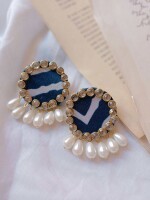 Rainvas Blue pearls and kundan round stud earrings