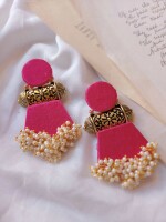 Rainvas Pink and golden beaded long jhumka earrings