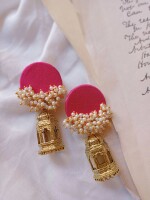 Rainvas Pink beaded earrings with golden temple bottom