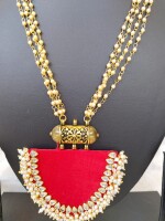 Rainvas Red complete kundan and beads necklace earrings set