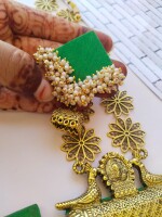 Rainvas Green and golden kundan beads necklace earrings set