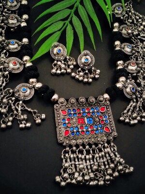 Rangeen tribal silver plated necklace & earring set - blue