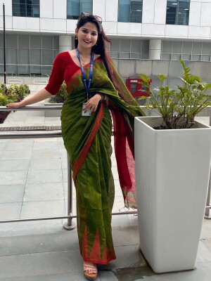 Green Handloom Silk cotton saree with red temple border