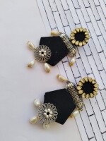 Rainvas Black long jhumka earrings with pearls for women