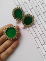 Rainvas Green Kundan rings and studs earrings combo set for women