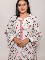 White and pink floral print adds a touch of freshness and charm to the outfit, while the comfort cotton fabric ensures a pleasant wearing experience.