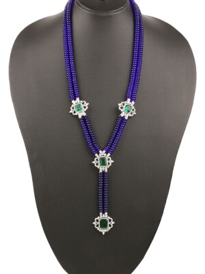 Long majestic blue beaded necklace