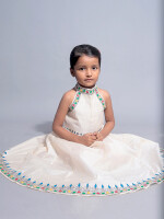 Handpainted Kids Chanderi Crop Top & Lehenga Set – Handpainted Madhubani Design