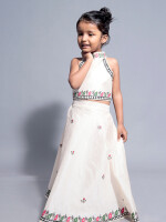 Handpainted Kids Chanderi Crop Top & Lehenga Set – Handpainted Madhubani Design