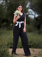 V NECK BOLD BLACK JUMPSUIT