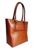 TOT91 - Resilient Tan, Practical Pockets, Comfortable Handles, Timeless Design, Everyday Use, Modern Lifestyle