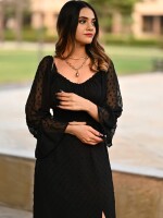Black current knotted top
