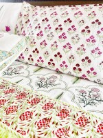 Refreshing green & pink jaal block printed 210 thread count cotton double bedsheet set with 2 pillow covers