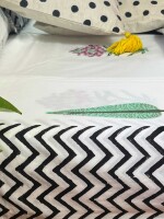 White with black zigzag border block printed 210 thread count cotton double bedsheet set with 2 pillow covers - 108 inches x 108 inches