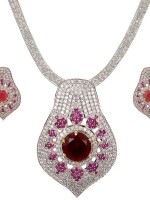 Diamond dazzle pink & silver with ruby center