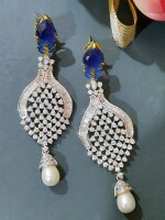 Graceful blue gracious long earrings