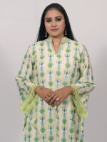 The pastel green printed self-work straight-cut cotton kurta with highlighted designer lace