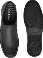 Lightweight| Comfort| Outdoor| Synthetic Leather| Formal Shoes| Slip On For Men  (Black)