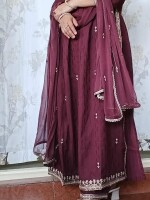 Festive kurta pant dupatta set in alia+nyra cut pattern, Pocket pants, Elegant embroidery, Embroidered and laced dupatta