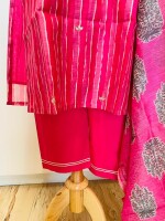 Pink Stripes Chanderi Set-a delightful combination of classic stripes and the timeless beauty of Chanderi fabric.