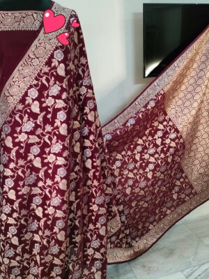 Semi-Silk Saree, a perfect blend of the richness of silk and the comfort of alternative fibers