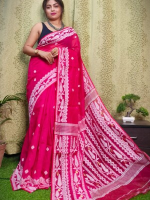 Magenta soft silk jamdani saree