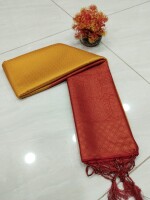 Contrast mulberry silk saree with matching blouse piece