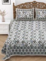 Graceful king size double bedsheet with 2 pillow covers