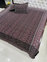 Soft and durable pure cotton double bedsheet with pillow covers